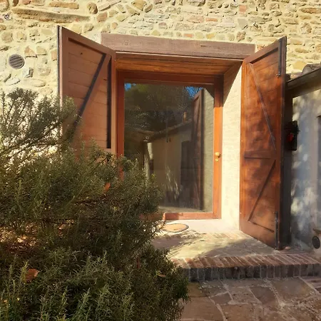 La Grotta Etrusca Guests House *