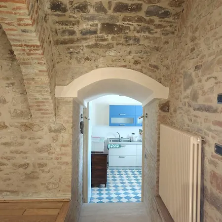 La Grotta Etrusca Guests House